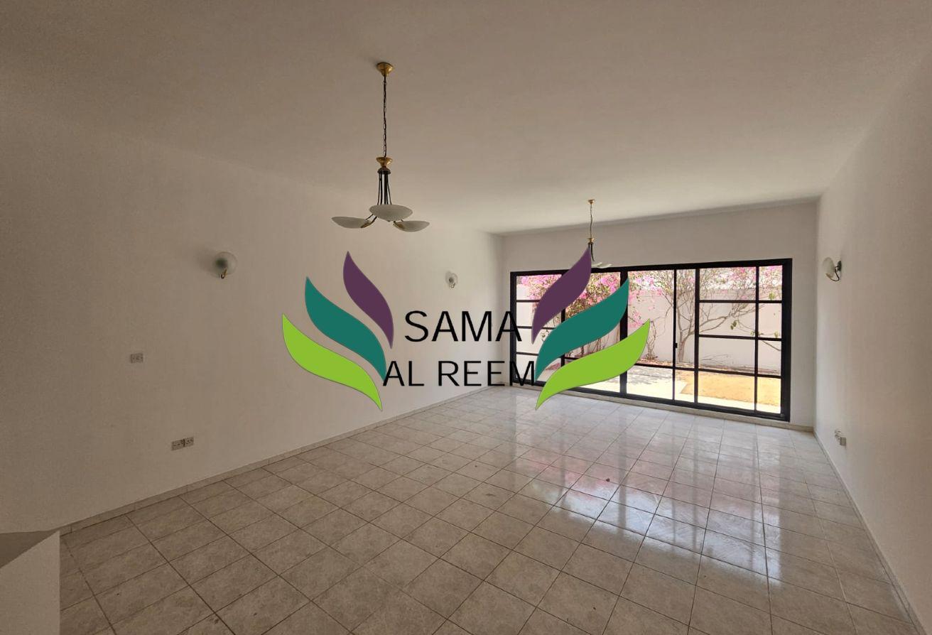 4 Bedroom Villa | Walking distance to La Mer photo 4