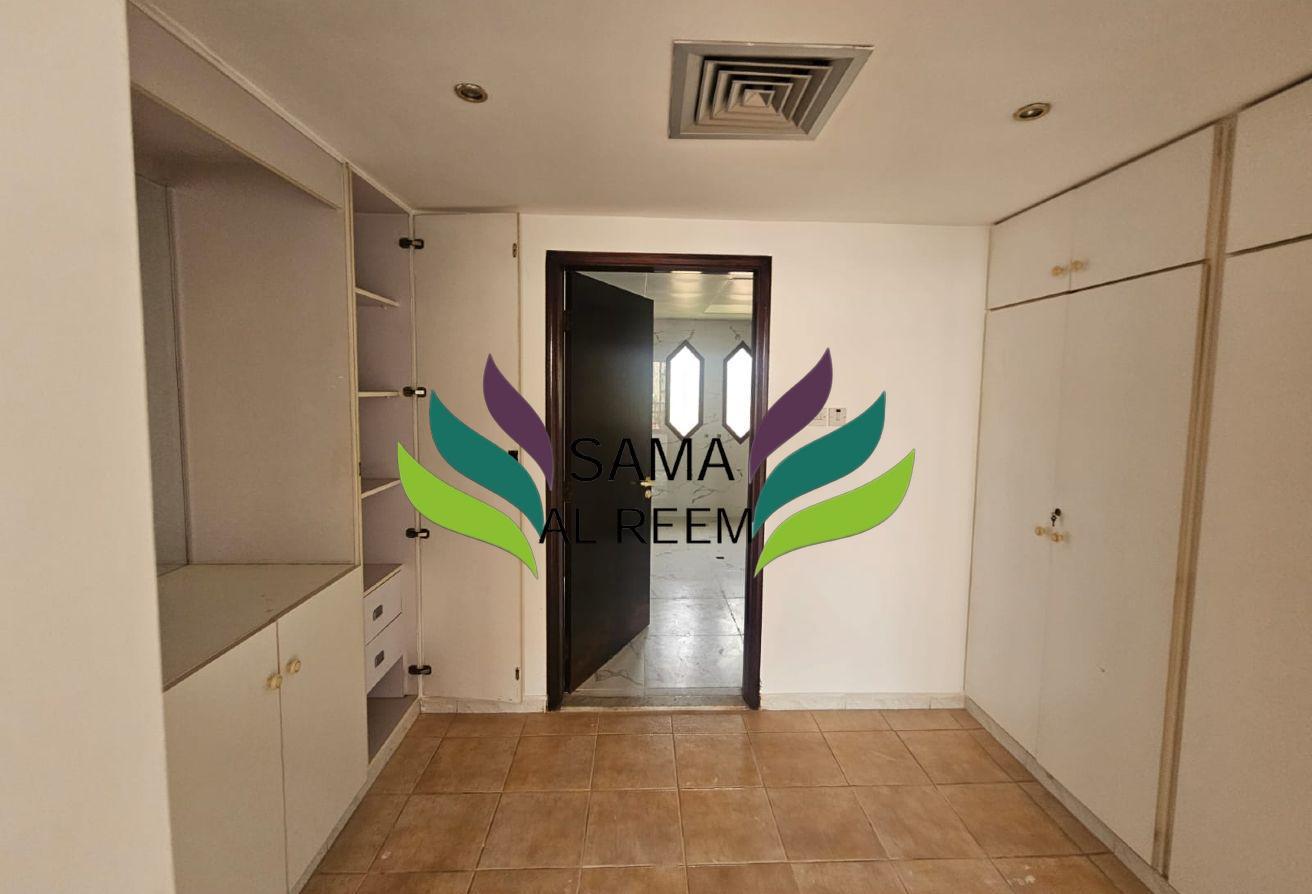 4 Bedroom Villa | Walking distance to La Mer photo 18