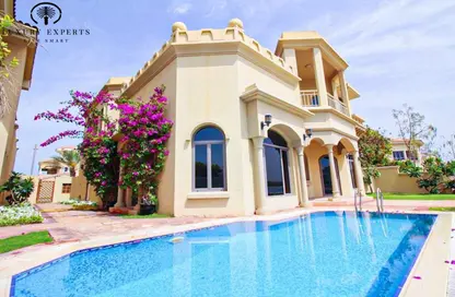 Villa - 4 Bedrooms - 5 Bathrooms for rent in Garden Homes Frond D - Garden Homes - Palm Jumeirah - Dubai