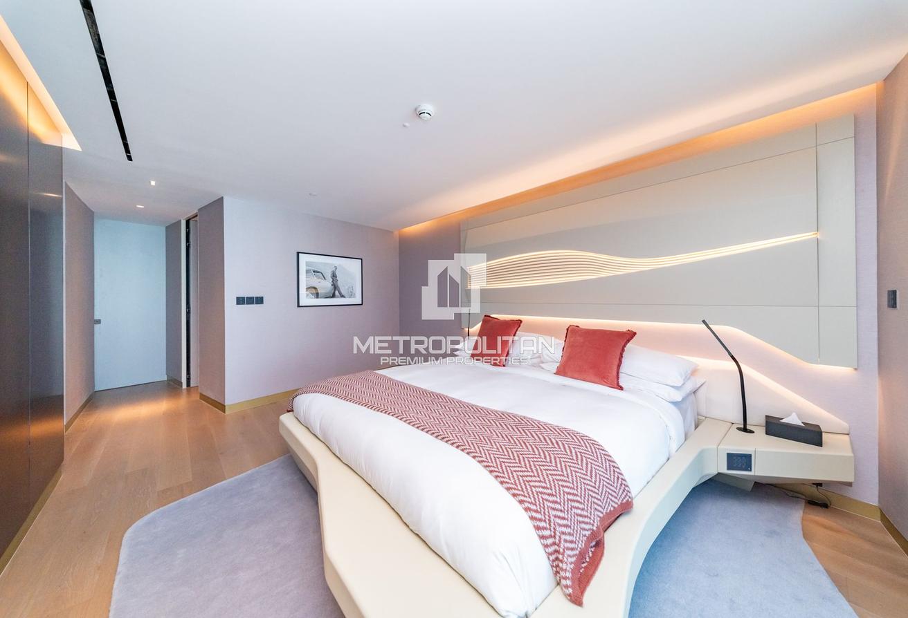 Brand New |Zaha Hadid Interiors| Exceptional View photo 9