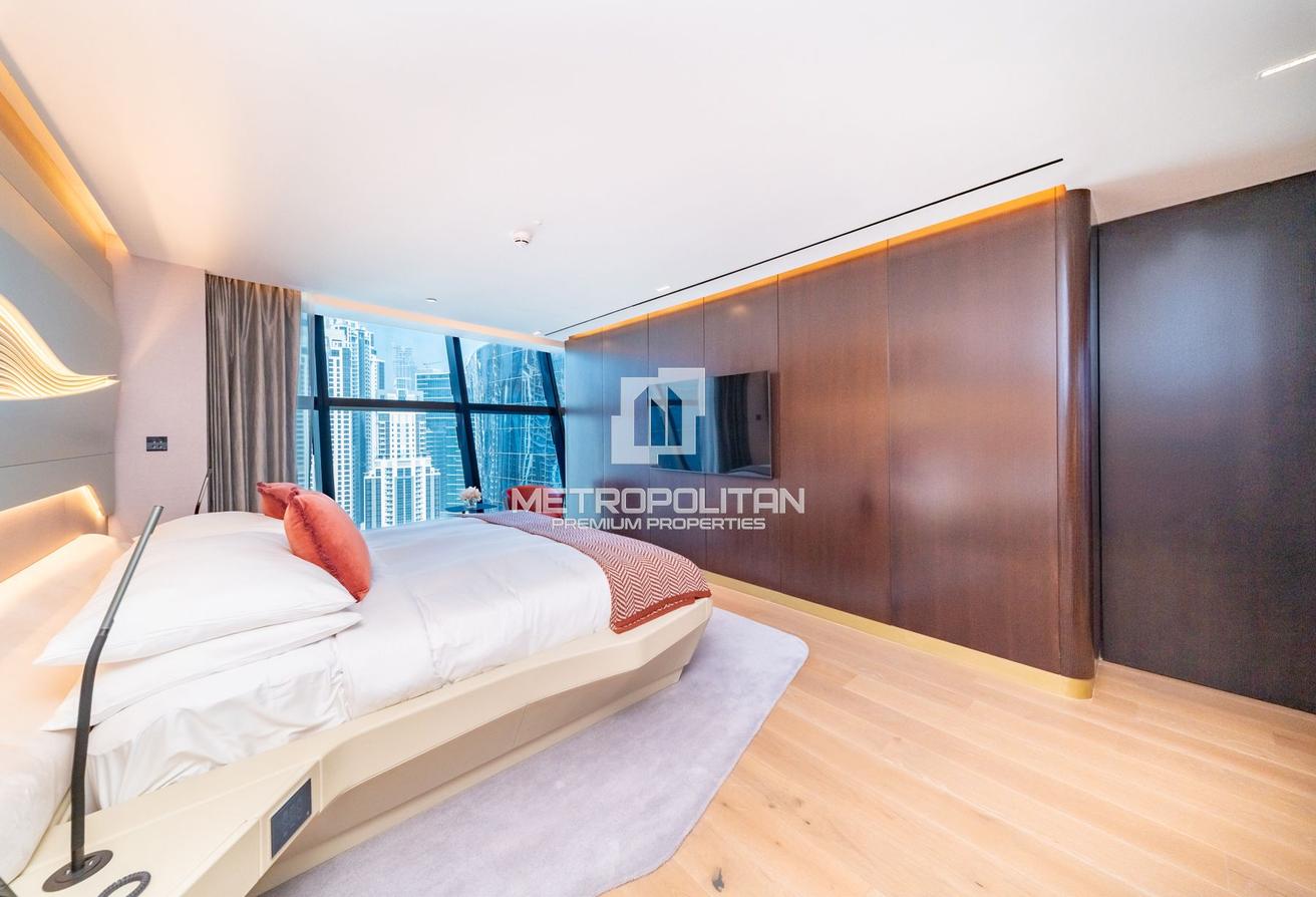 Brand New |Zaha Hadid Interiors| Exceptional View photo 8