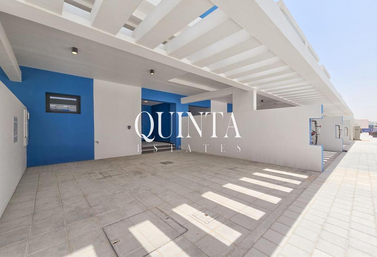 12 Cheques|5BR +Maid | Keys 2 Hand | Middle Unit photo 13