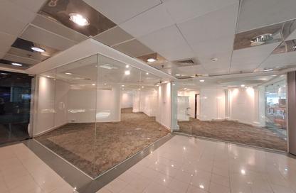 Retail - Studio - 2 Bathrooms for rent in Pyramid Centre - Oud Metha - Bur Dubai - Dubai