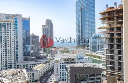 Apartment - 1 - 2 for sale in Manchester Tower - Dubai Marina - Dubai