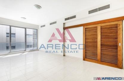 Apartment - 4 Bedrooms - 4 Bathrooms for rent in Silver Sands 2 - Al Mankhool - Bur Dubai - Dubai