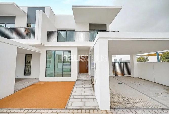 98272083 - Property Image 3