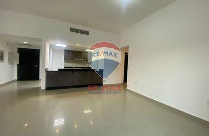 Apartment - 2 - 2 for rent in Tower 2 - Al Reef Downtown - Al Reef - Abu Dhabi