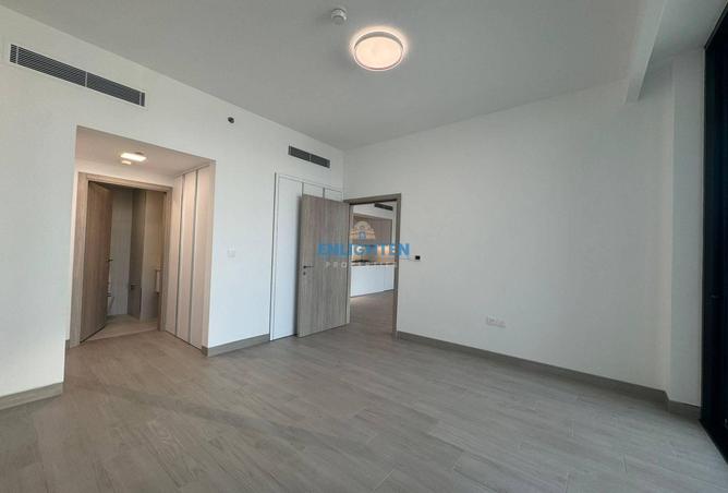 64402849 - Property Main Image