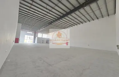 مستودع - استوديو - 1 حمام للايجار في أم الثعوب - أم القيوين