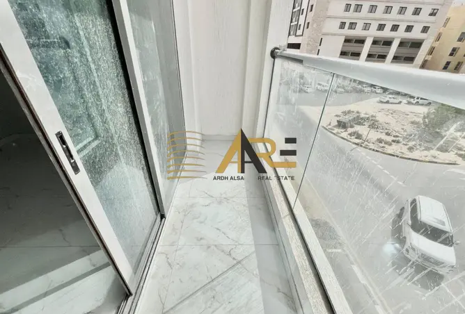 166999229 - Property Image 3