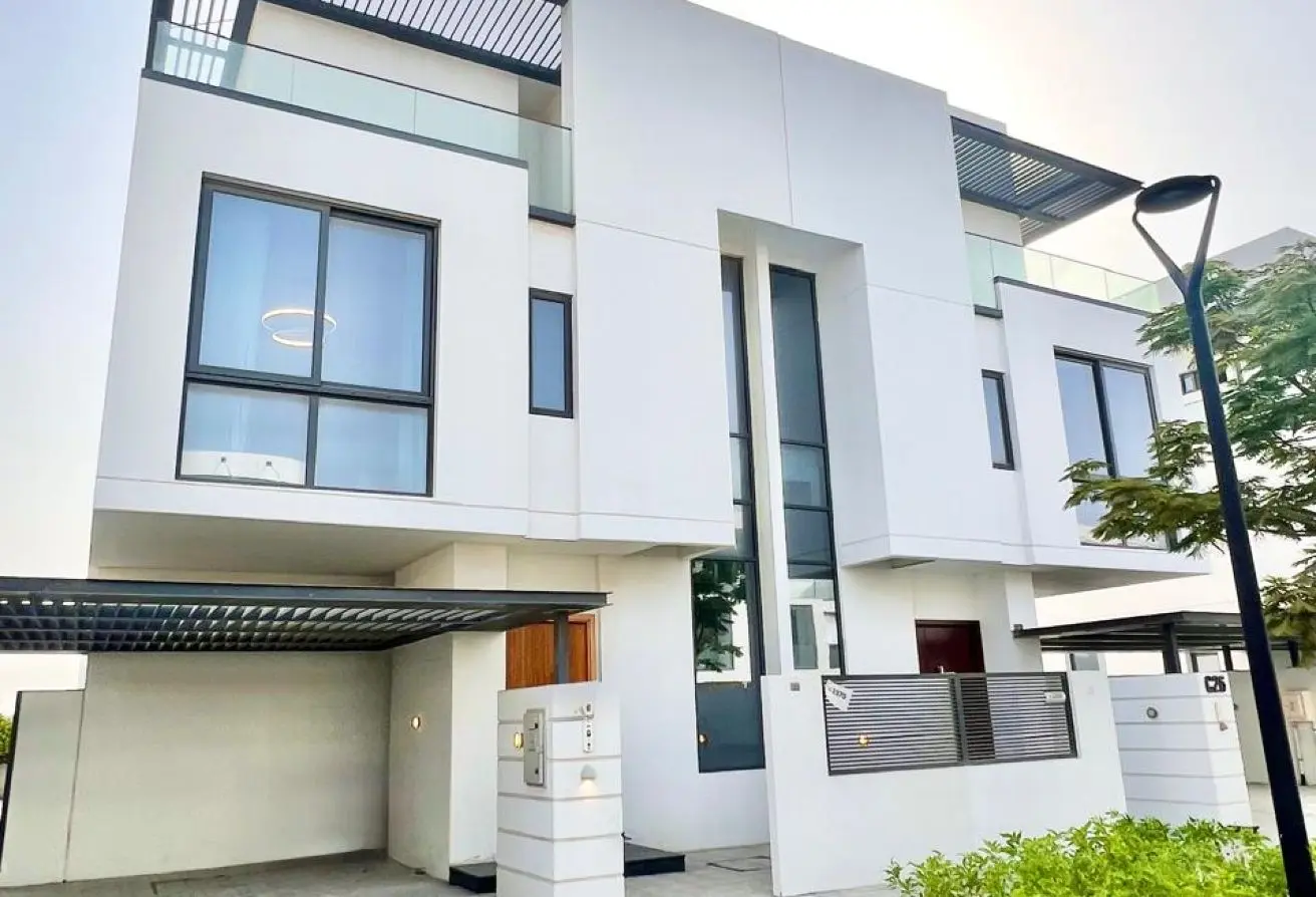 160988950 - Property Main Image