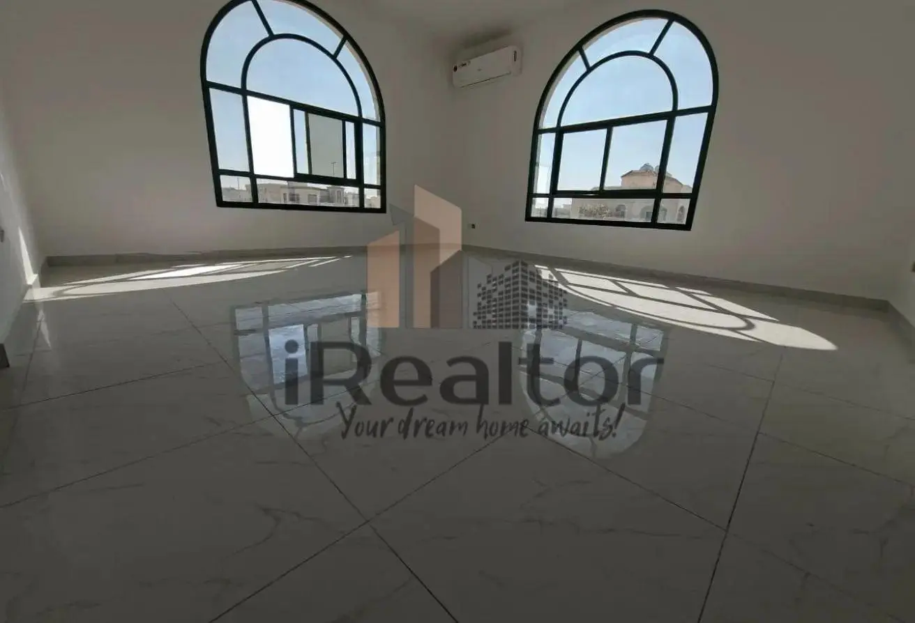 161878032 - Property Main Image