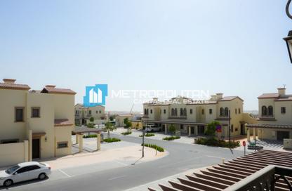 Townhouse - 2 - 3 for sale in Bloom Living - Zayed City (Khalifa City C) - Khalifa City - Abu Dhabi