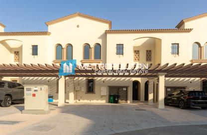 Townhouse - 2 - 3 for sale in Bloom Living - Zayed City (Khalifa City C) - Khalifa City - Abu Dhabi