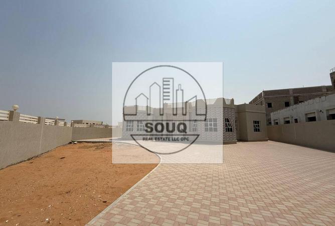 74231688 - Property Image 2