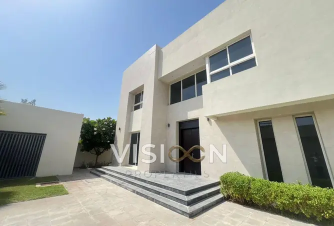 161882360 - Property Image 3