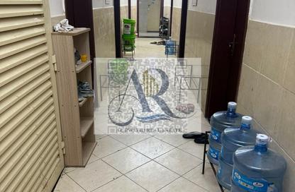 سكن عمال - استوديو - 8 حمامات للايجار في الجرف 2 - الجرف - عجمان وسط المدينة - عجمان