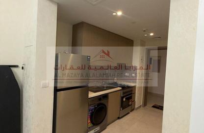 Apartment - Studio - 1 for rent in Maryam Island - Al Khan - Sharjah