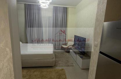 Apartment - Studio - 1 for rent in Maryam Island - Al Khan - Sharjah