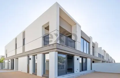 Townhouse - 4 Bedrooms - 5 Bathrooms for rent in Aura Gardens - Tilal Al Ghaf - Dubai