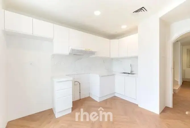 151930419 - Property Image 3