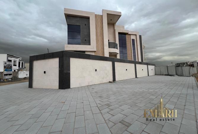 84063854 - Property Image 3