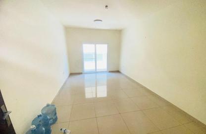 Apartment - 2 Bedrooms - 2 Bathrooms for rent in Al Jurf 2 - Al Jurf - Ajman Downtown - Ajman