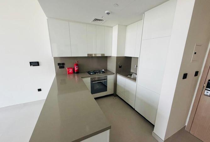 82821361 - Property Image 3