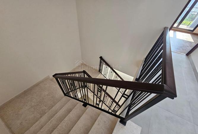 106855205 - Property Image 3