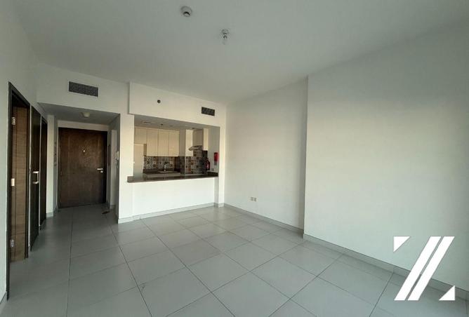 101724255 - Property Image 3
