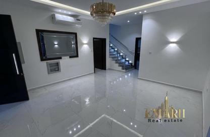 فيلا - 3 غرف نوم - 5 حمامات للبيع في الزاهية جاردنز - الزاهية - عجمان