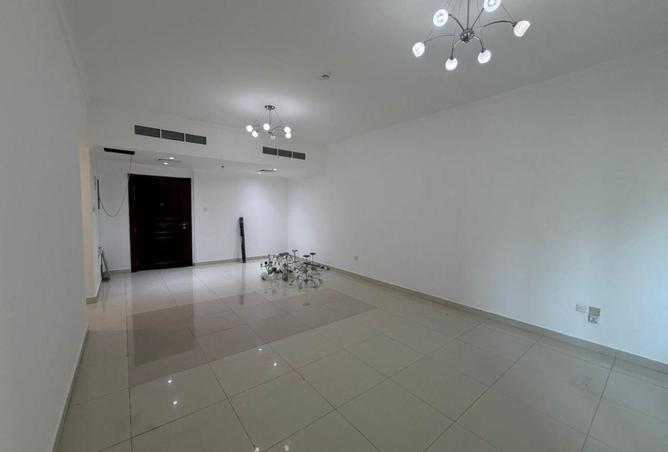 78182704 - Property Image 3