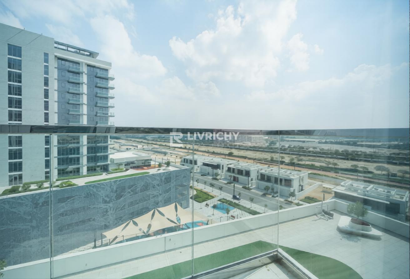 CANAL N BURJ VIEW | FURNISHED | DISTRESS DEAL photo 13