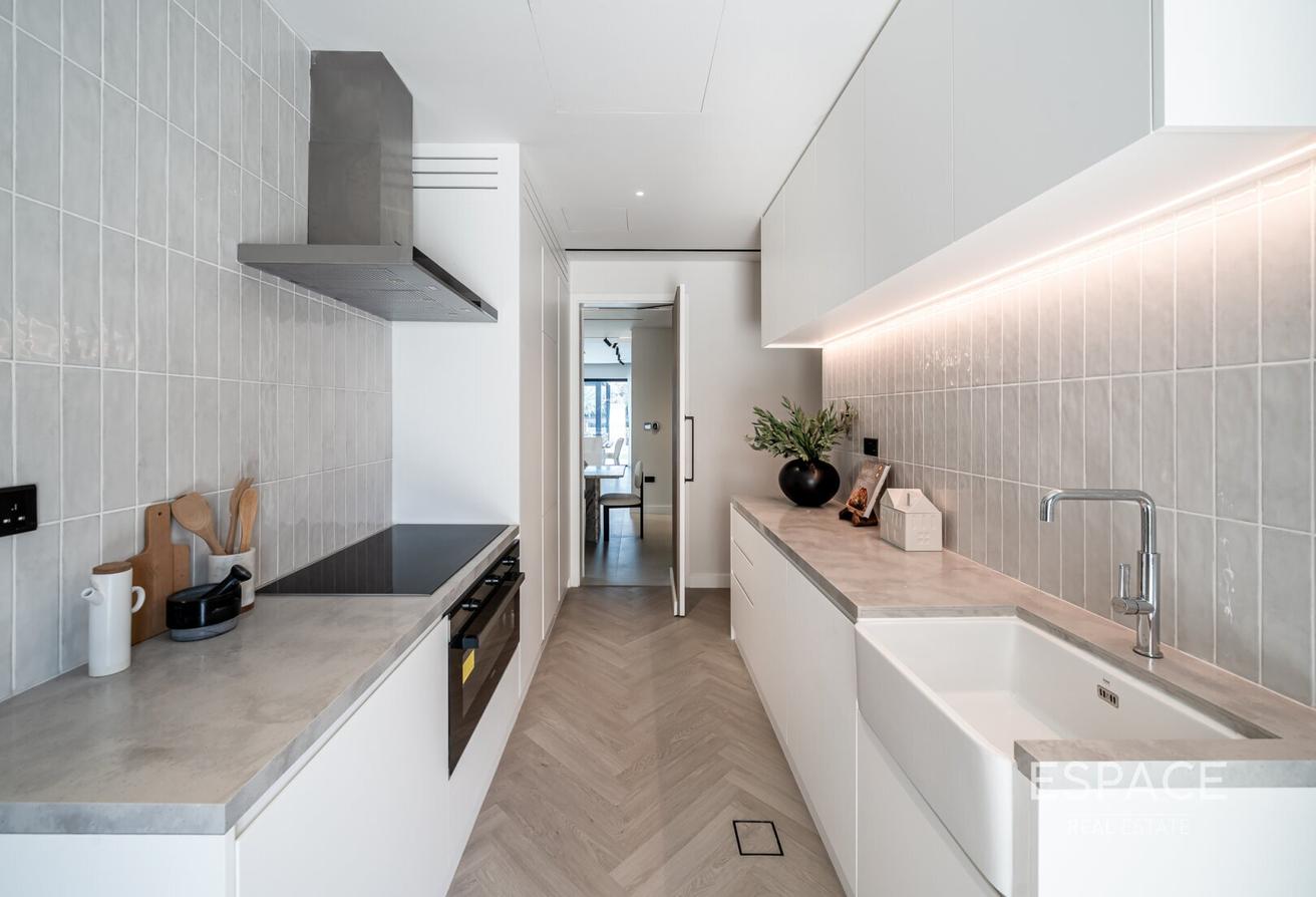 Exclusive | Lake View | Type E2 | Well Maintained photo 9