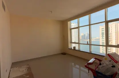 شقة - 2 غرف نوم - 3 حمامات للايجار في المجاز 2 - المجاز - الشارقة