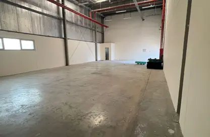مستودع - استوديو - 1 حمام للايجار في 18 المنطقة الصناعية رقم - المنطقة الصناعية بالشارقة - الشارقة