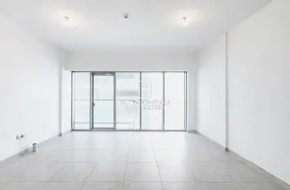 شقة - 2 غرف نوم - 3 حمامات للايجار في مونت روز ريزيدنس A - مونت روز - حديقة دبي العلميه - دبي