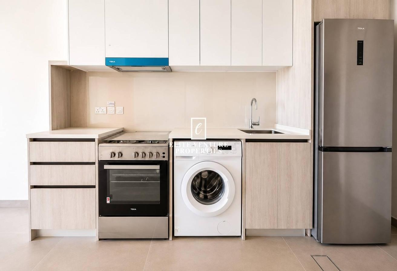 READY TO MOVE | BRAND NEW | PRIME LOCATION photo 8