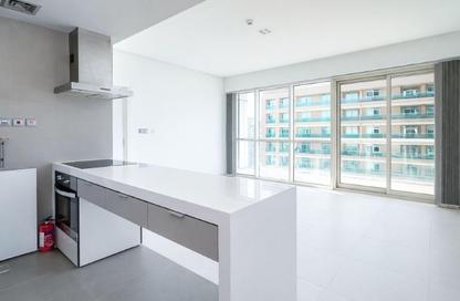 Apartment - 1 Bedroom - 2 Bathrooms for sale in West Avenue Tower - Dubai Marina - Dubai