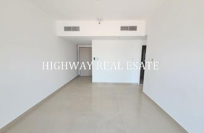 Apartment - 1 - 1 for rent in Muwaileh 29 Building - Muwaileh - Sharjah