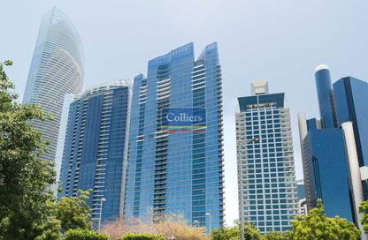 Apartment - 5 Bedrooms - 5 Bathrooms for rent in Wave tower - Corniche Road - Abu Dhabi