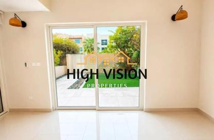 Villa - 4 - 5 for rent in Samra Community - Al Raha Gardens - Abu Dhabi