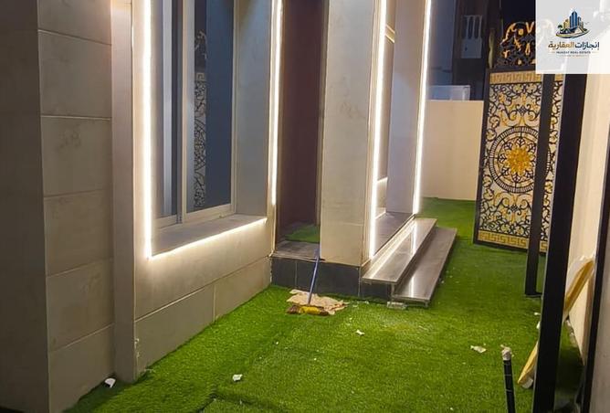 69890903 - Property Image 2