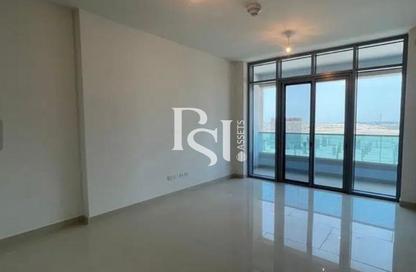 Apartment - 1 - 2 for rent in Julphar Residence - Al Reem Island - Abu Dhabi