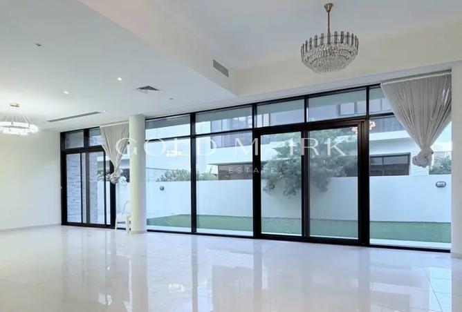 100409308 - Property Image 3