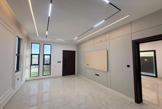 72306070 - Property Image 3