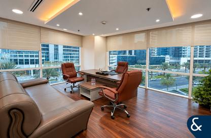 Office Space - Studio for rent in Bay Square Building 11 - Bay Square - Business Bay - Dubai