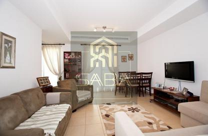 Villa - 4 - 4 for rent in Jumeirah 3 Villas - Jumeirah 3 - Jumeirah - Dubai Villa - 4 - 4 for rent in Jumeirah 3 Villas - Jumeirah 3 - Jumeirah - Dubai