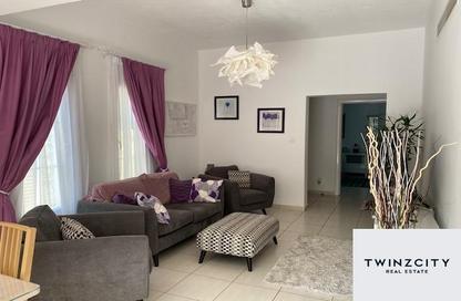 Villa - 3 Bedrooms - 2 Bathrooms for rent in Springs 1 - The Springs - Dubai Villa - 3 Bedrooms - 2 Bathrooms for rent in Springs 1 - The Springs - Dubai