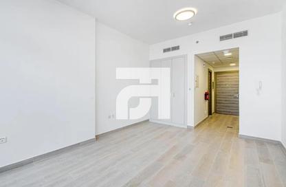 Apartment - Studio - 1 Bathroom for rent in Bloom Towers C - Bloom Towers - District 10 - Jumeirah Village Circle - Dubai